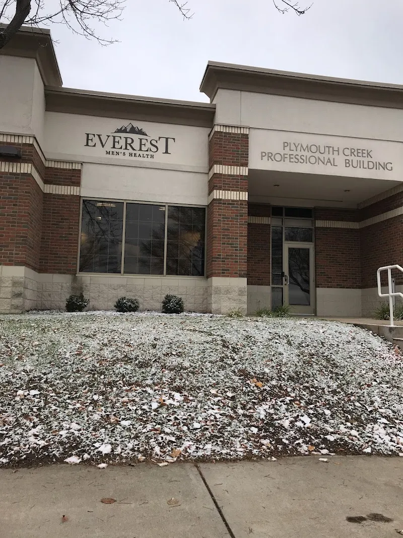 EveresT Men's Health photo 5