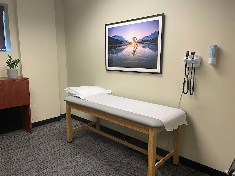 EveresT Men’s Health photo 3