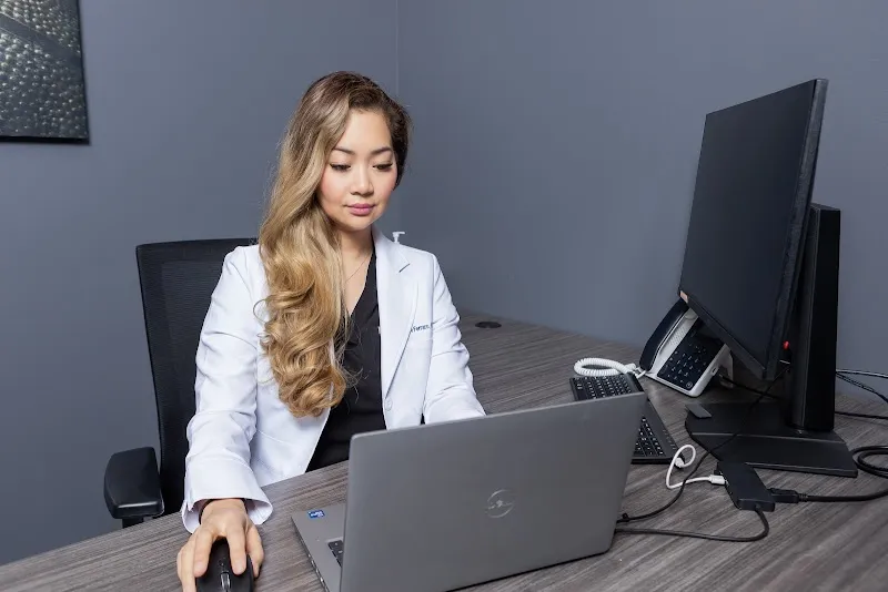 Gameday Men's Health Willowbrook TRT Clinic photo 4