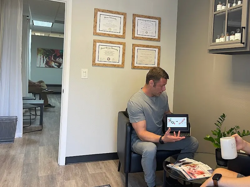 22 Health & Hormone photo 3