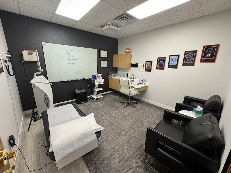 Healor Primary Care - Central Las Vegas photo 3