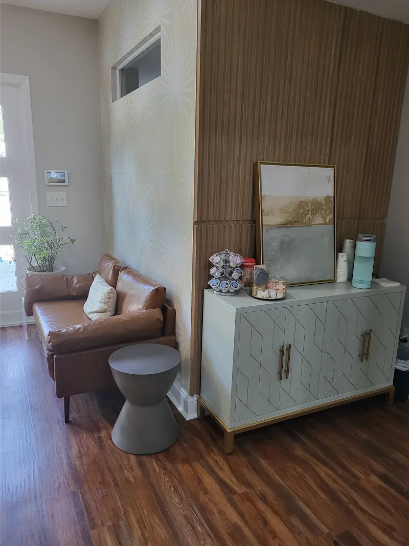 Charleston Testosterone photo 2