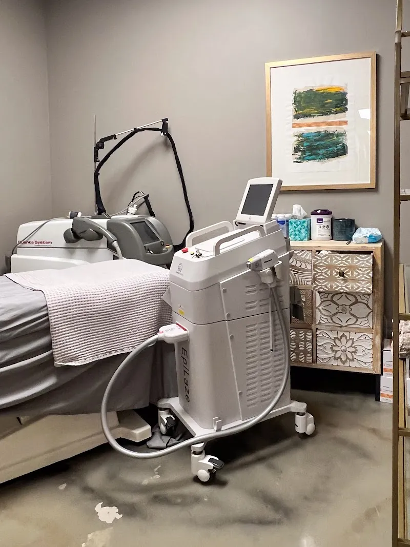 Amanda Lucker RN | Bioidentical Hormone Replacement Therapy (BHRT) for Women and Men photo 3