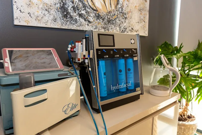 Amanda Lucker RN | Bioidentical Hormone Replacement Therapy (BHRT) for Women and Men photo 4