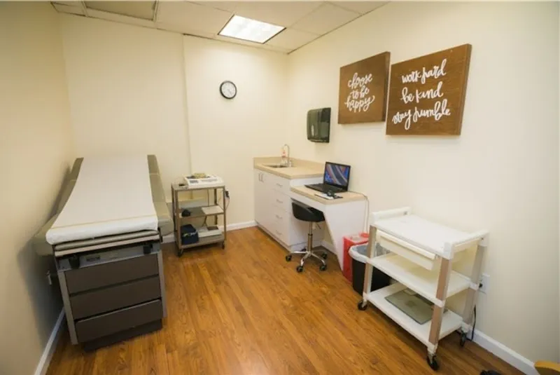 Boris Bobyr ANP - Hormone Replacement Therapy Center photo 1