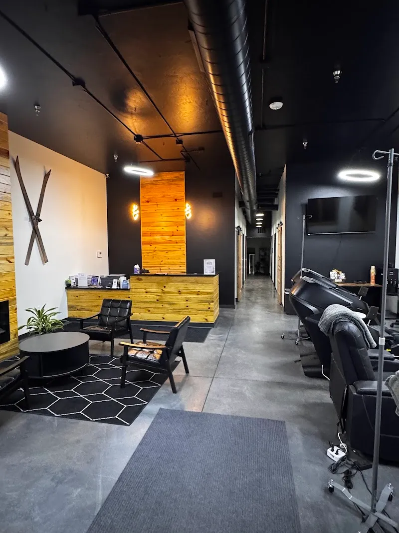 Peak HRT & IV Drip Lounge- Weight loss, Testosterone and Hormone therapy of Summit County photo 4