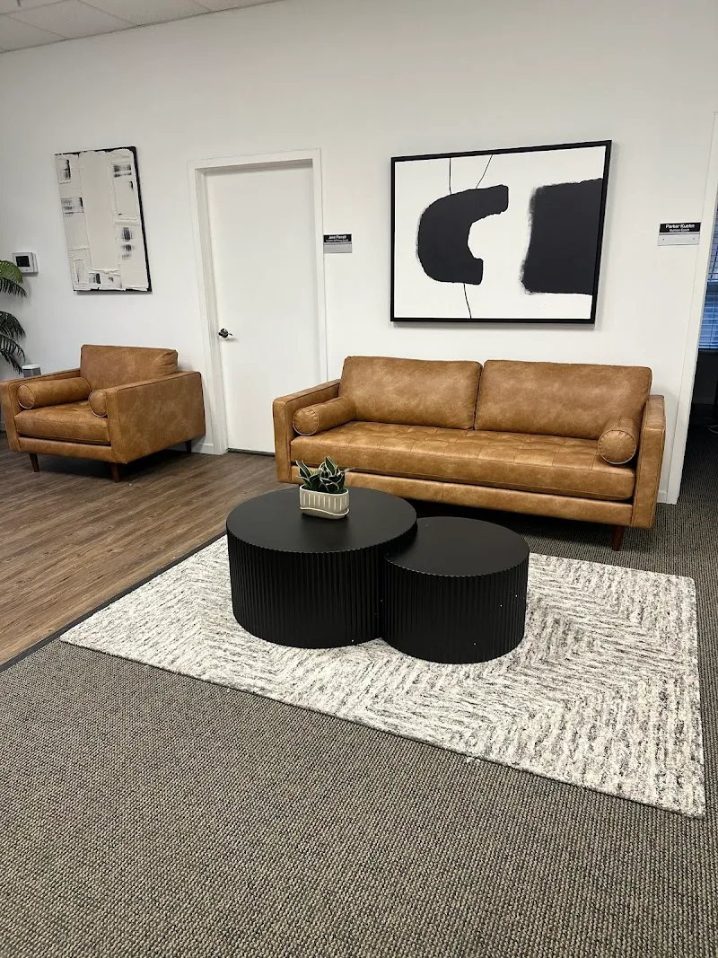 Routine Health & Hormone photo 1