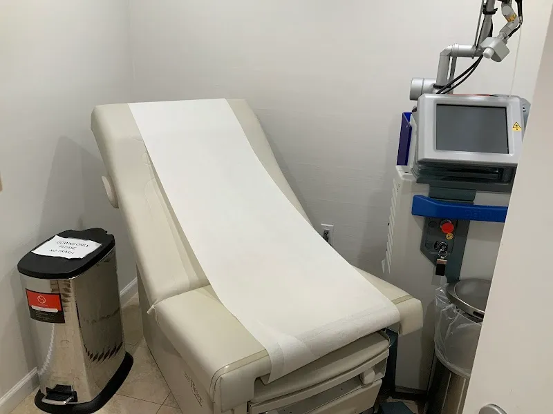 Inga Zilberstein, MD photo 1