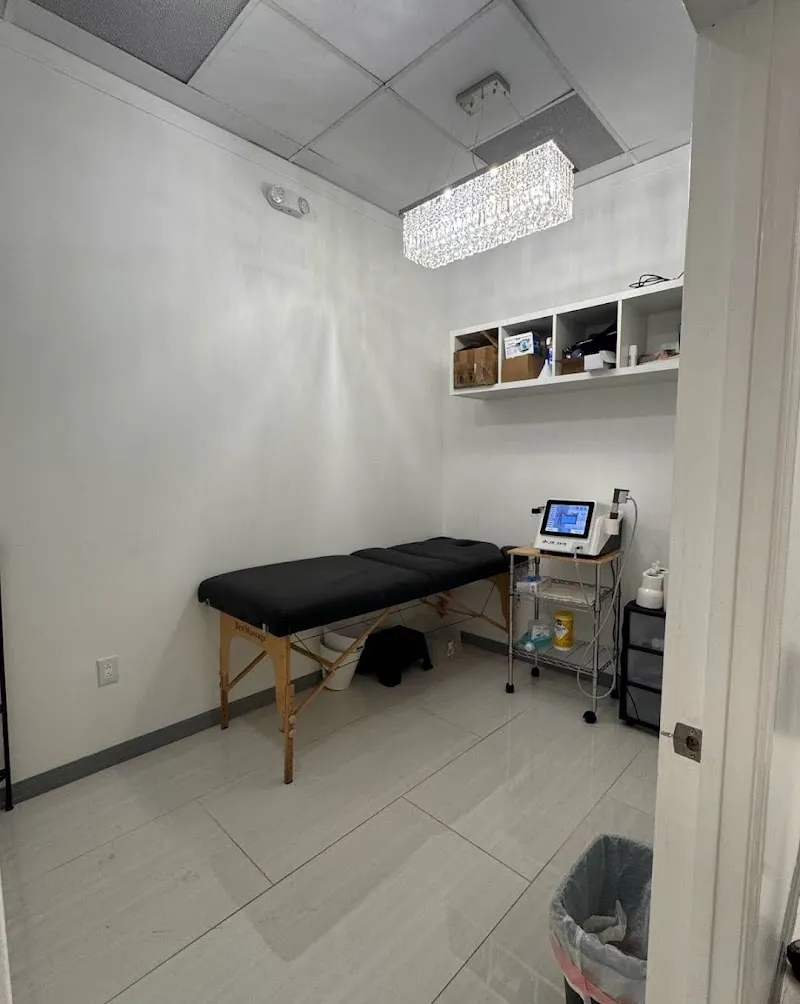 Men's Health Clinic in Altamonte Springs, Florida | Testosterone Therapy & ED Treatment photo 6