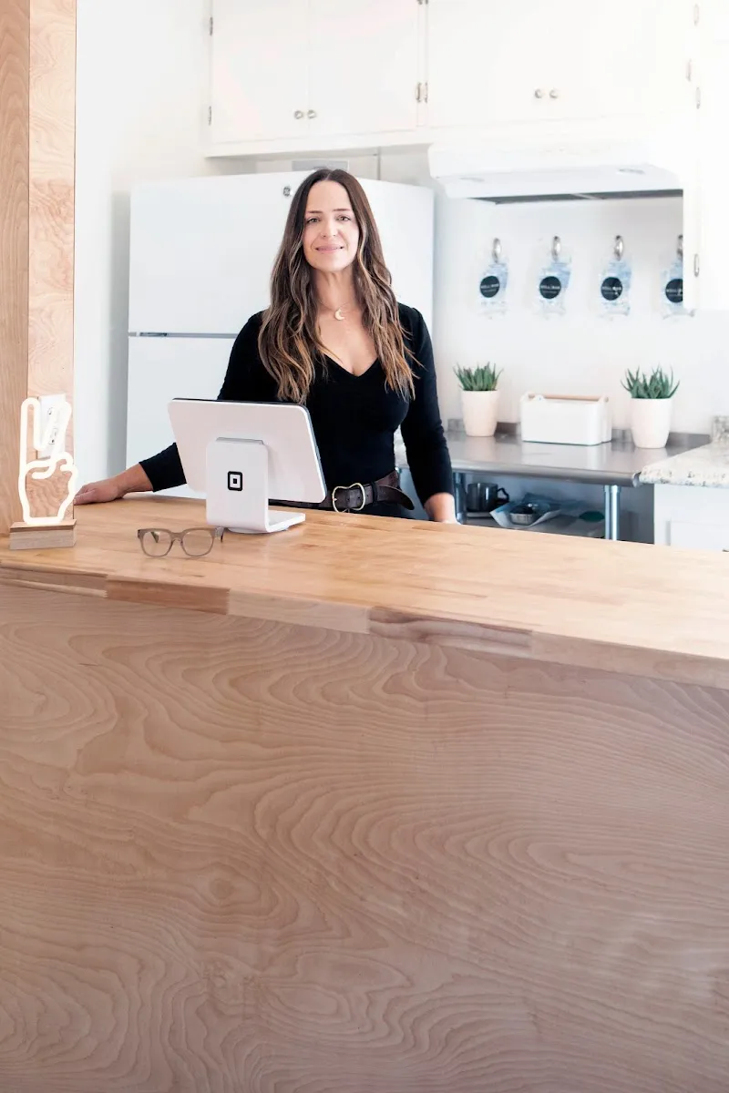 WELL BAR | Hormone Therapy & Weight Loss photo 6