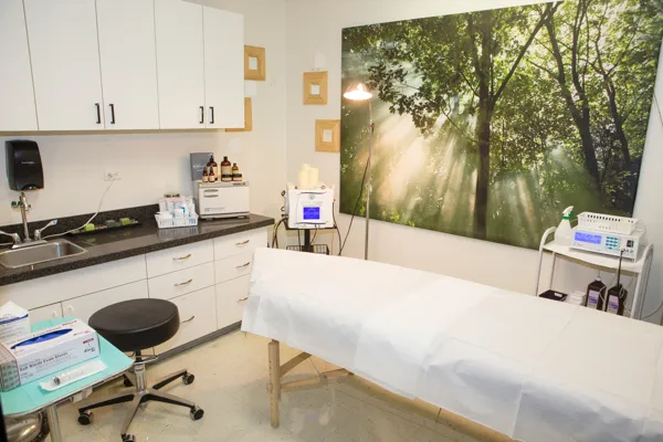 MODERN WELLNESS CLINIC photo 5